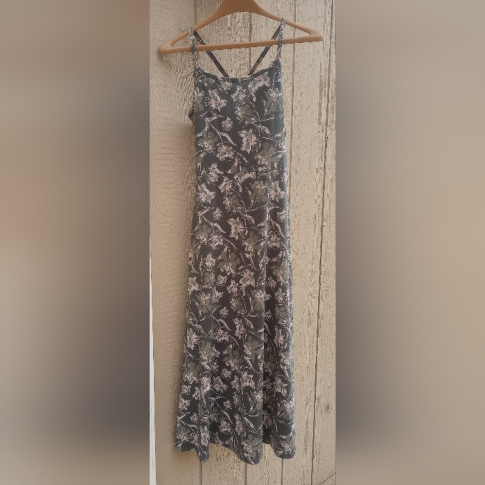 Pact Green Castor Flower Size Medium Fit And Flare Midi Dress